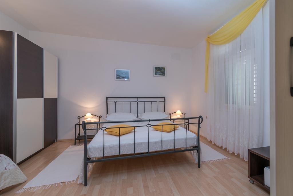 Apartments In Trogir Exterior foto